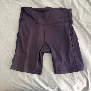 Athleta black biker shorts 7 inch
